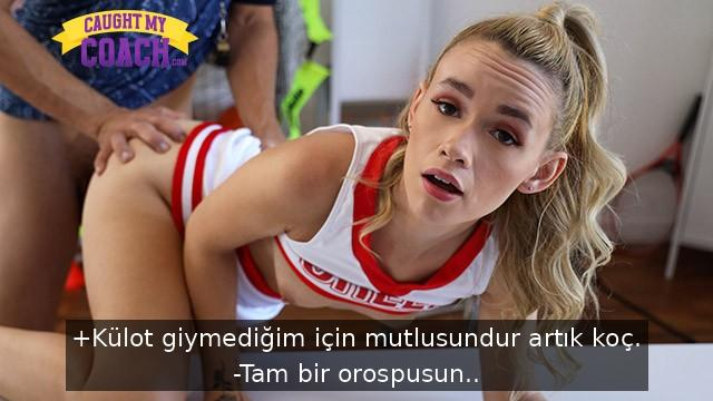 Orospuluğu Herkesin Dilinde Olan Libidosu Yüksek Kolejli Kız Takım Koçuna Veriyor